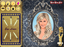 Ashley Tisdale de Machiat si Imbracat