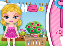 Bebelusa Barbie Spala Hainele