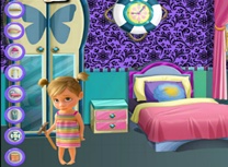 Bebelusa Riley Decoreaza Camera