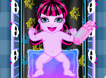 Bebelusul Monster High