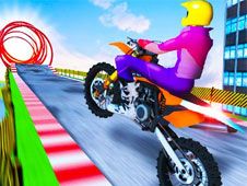 Motociclete in Sky City