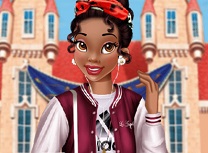 Tiana Inapoi la Scoala